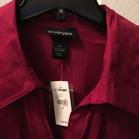 Red button down blouse - Picture 3 of 4